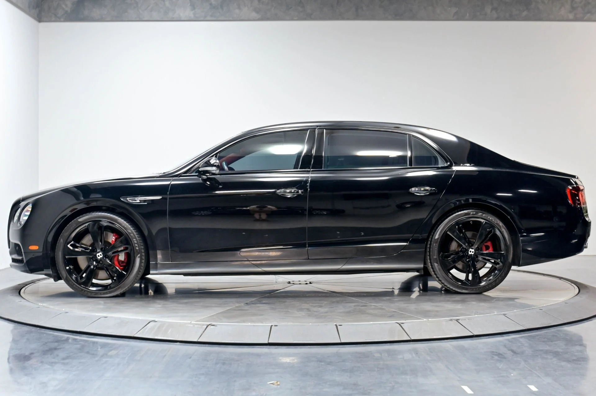 mph033_4181379958_Used_2017_Bentley_Flying_Spur_W12_S_1782583031_77b79e8bf0