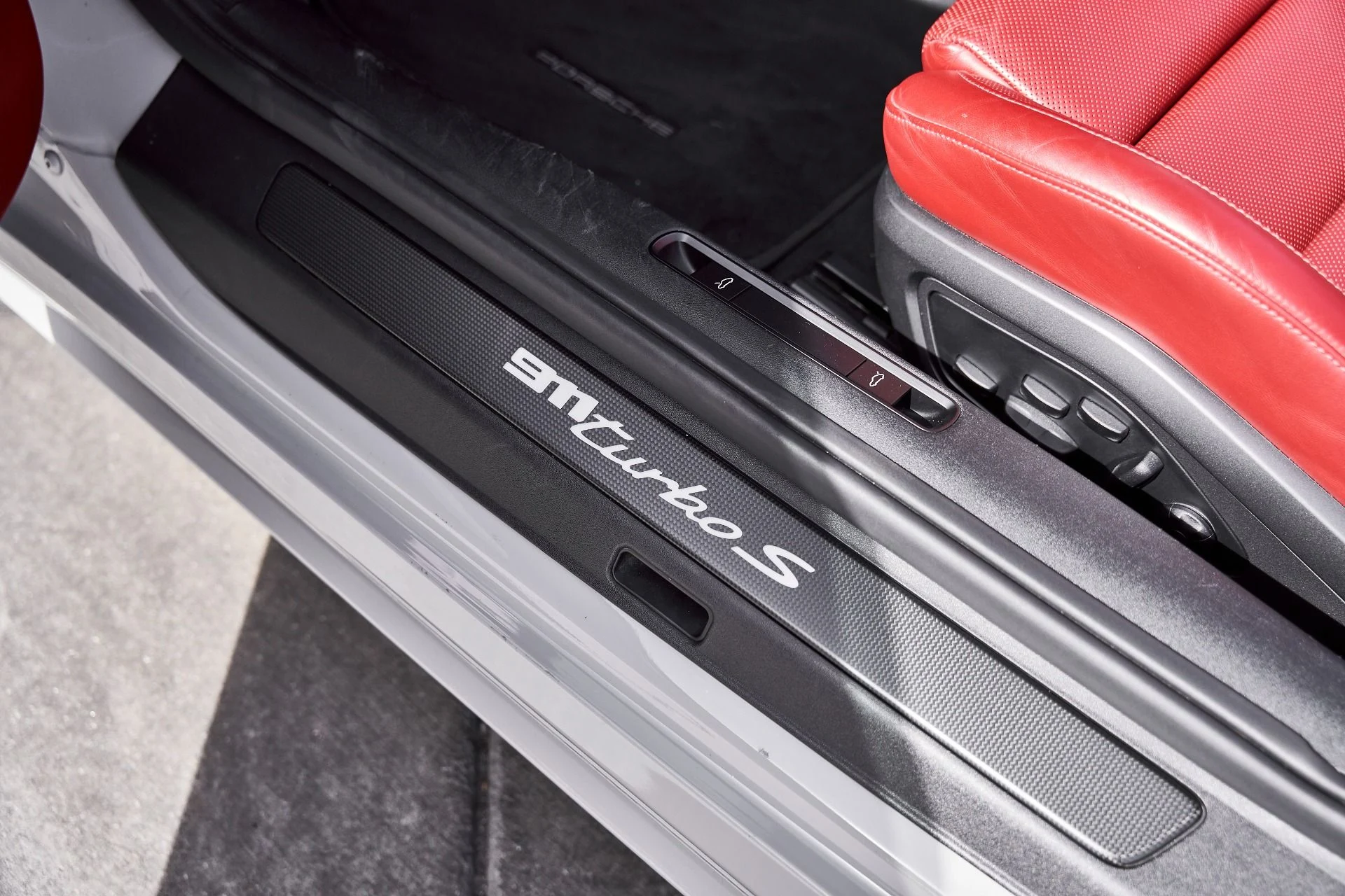 mph033_4188764124_Used_2022_Porsche_911_Turbo_S_1772308196_7495a1634b