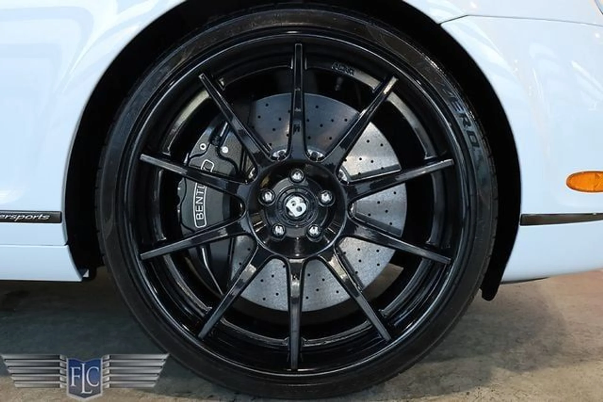 mph033_4190527978_used_2010_bentley_continental_supersports_supersports_9689_7636897_38_640_8fda11ac5a
