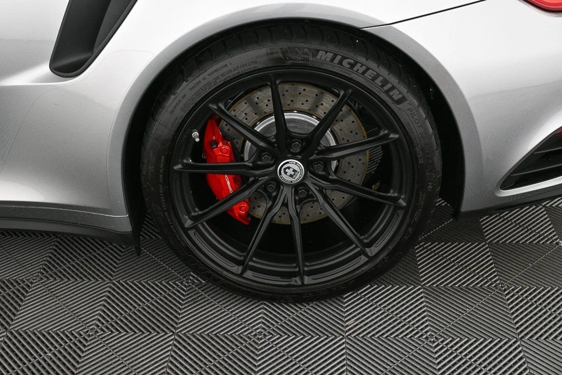 mph033_4190629757_23773b4702d43e77bead973d87d39cbd_f902d39034