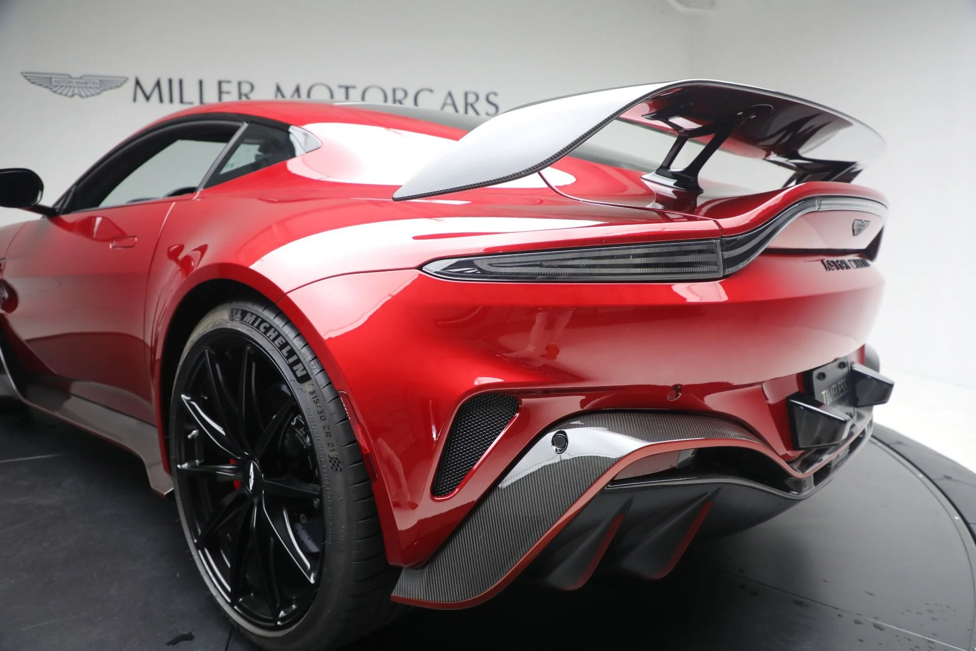 mph033_4191548071_Used_2023_Aston_Martin_Vantage_V12_3c8255801a