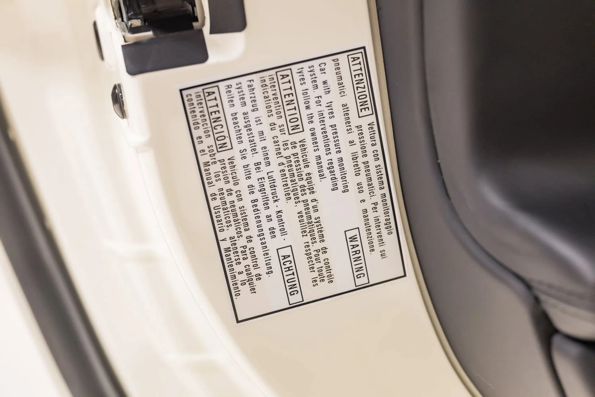 mph033_4196835561_b5946c044bda456b8b8b6a844d773eb3_7d9adc5884