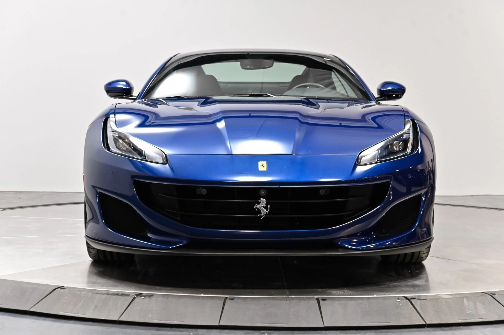 mph033_4200901403_Used_2019_Ferrari_Portofino_Base_1790278406_d6c38e5a79