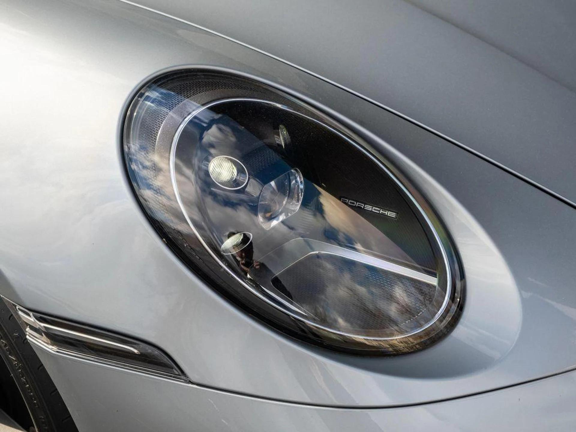 mph033_4231212868_LOX_9tapzodnjuvrp_V3_Y1p3z_Incg_fe98f37be5