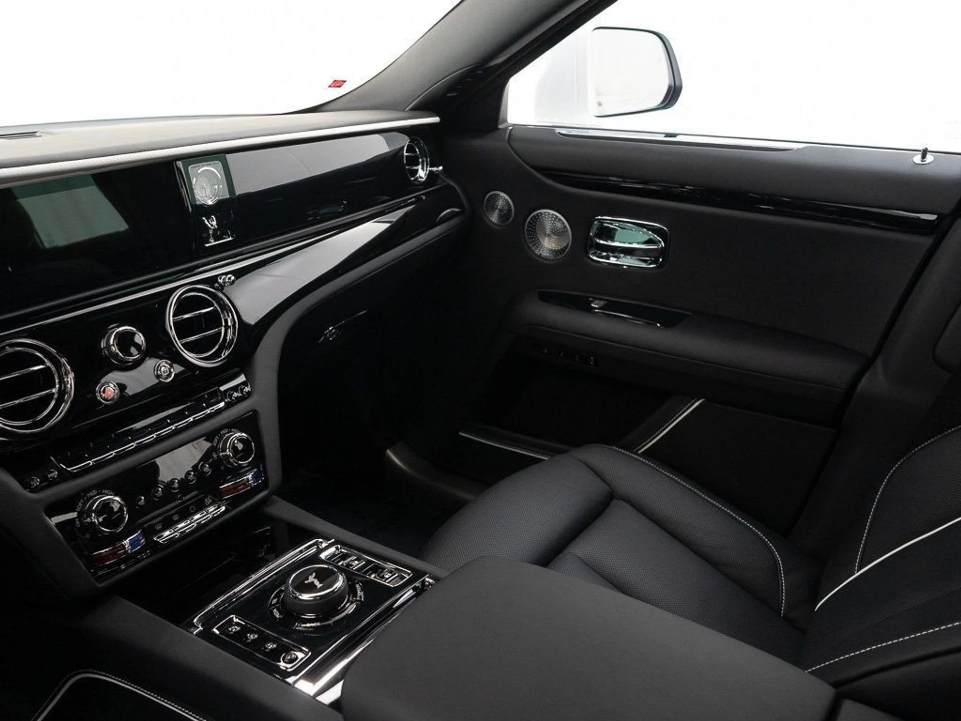 mph033_4239541516_87ff574b478a4234cb52f2d83aca8296_4ffa23498f