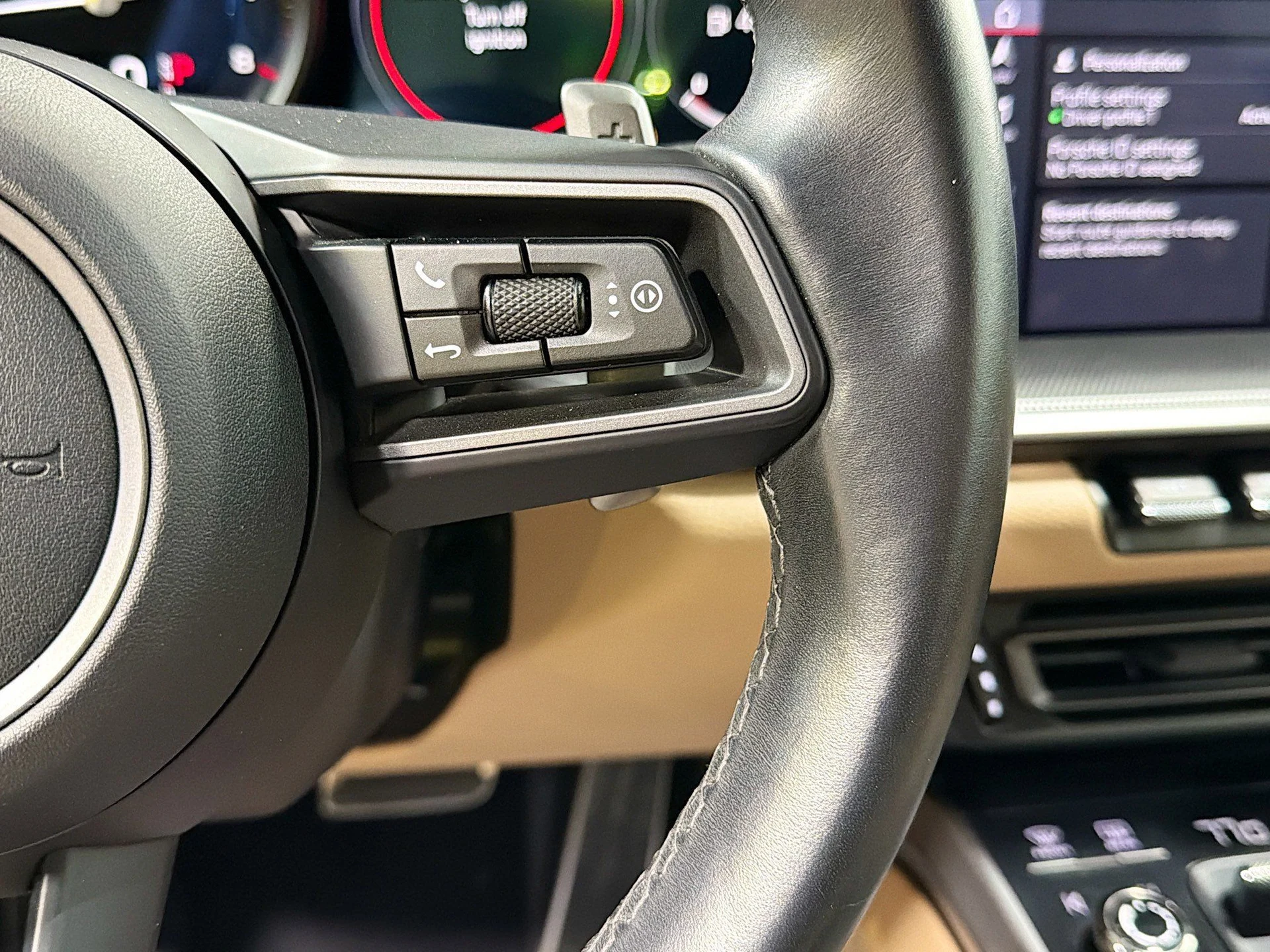 mph033_4239579160_48912dd6dca45f4350dd7a00ac494f64_431981e8b5