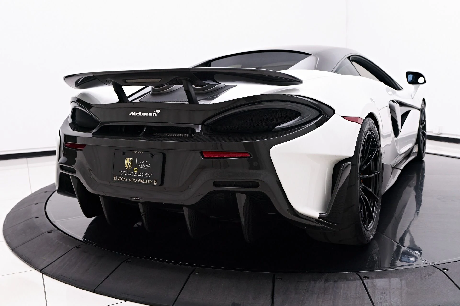 mph033_4241269728_Used_2019_Mc_Laren_600_LT_Base_1755991650_e7205ad1c3