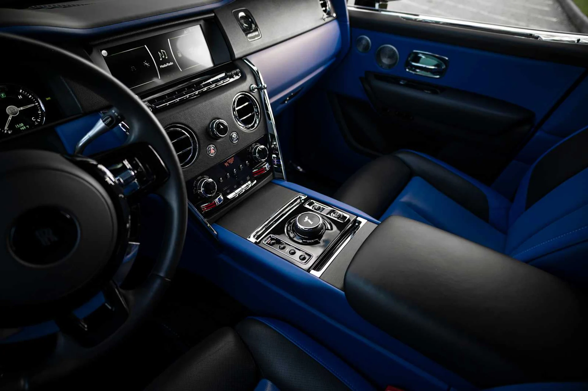 mph033_4241798097_088c9d9cbb74b43086bfd0ddf640b89ax_67115f1ee4