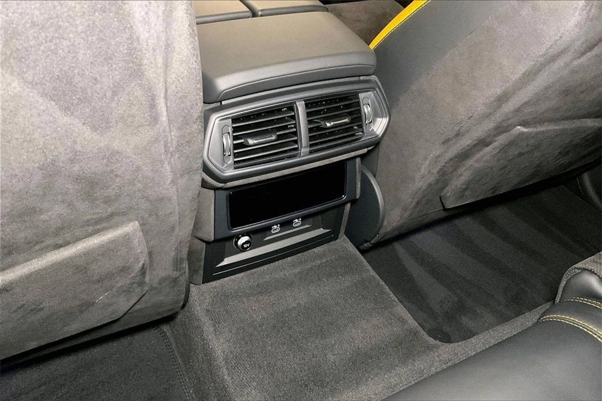 mph033_4246047849_f723936da71ef0e3c64cb610f47ac006x_f1e16768af