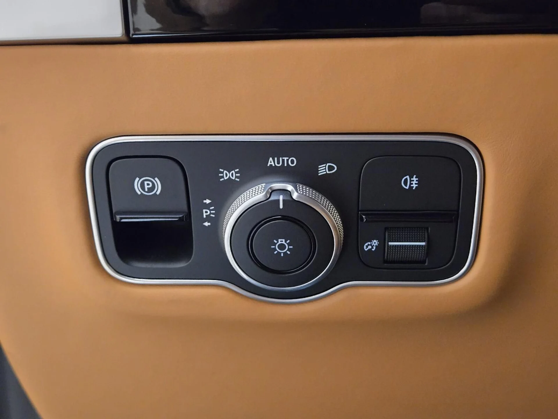 mph033_4254799980_New_2026_Aston_Martin_Vantage_S_1775625507_9f255cec2a