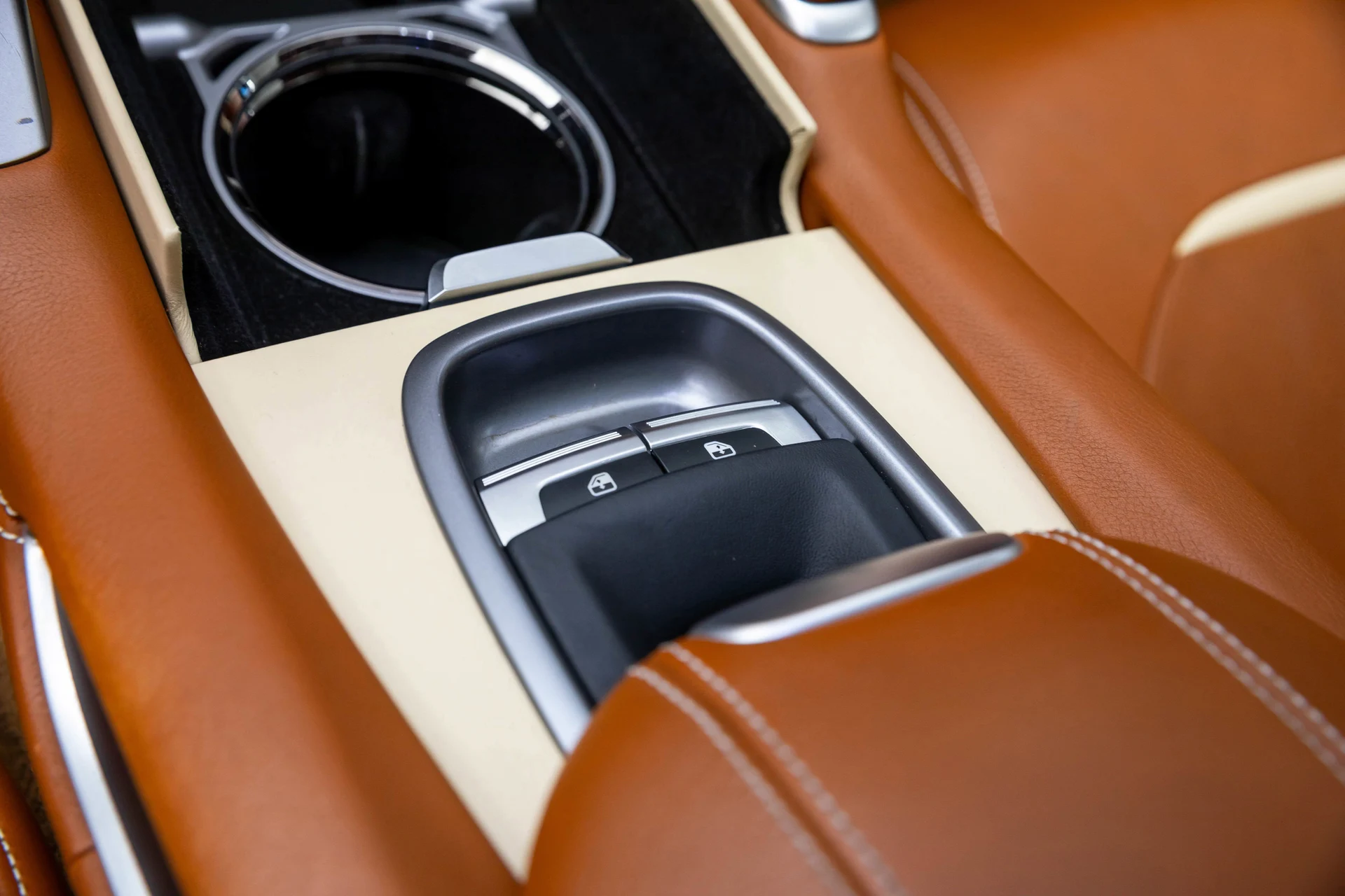 mph033_4258161395_20eff600e335414b8023fe839bb1455a_397e17dfb6