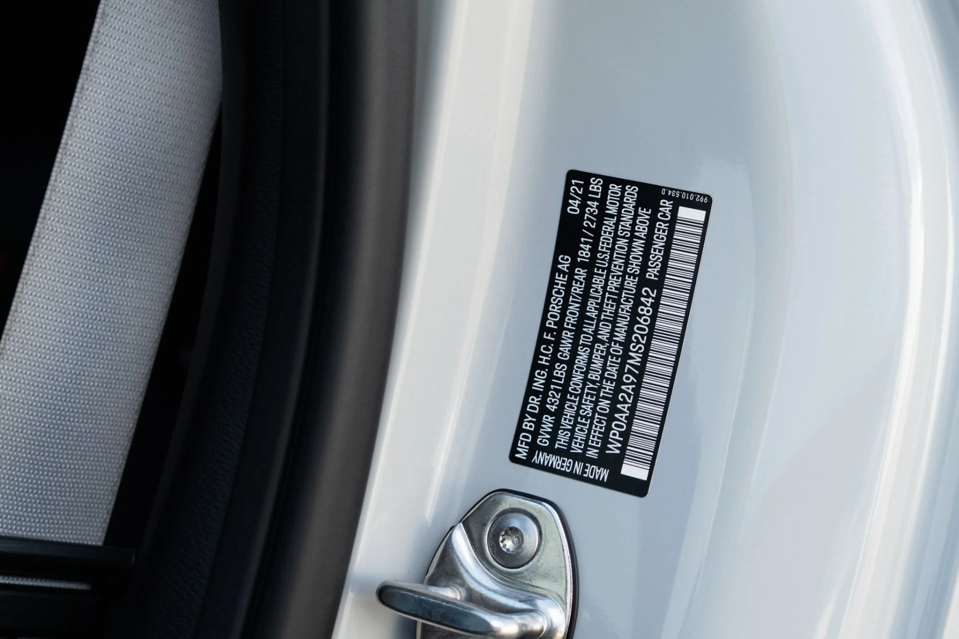 mph033_4264065628_Used_2021_Porsche_911_Carrera_1774908148_b52edf2c04