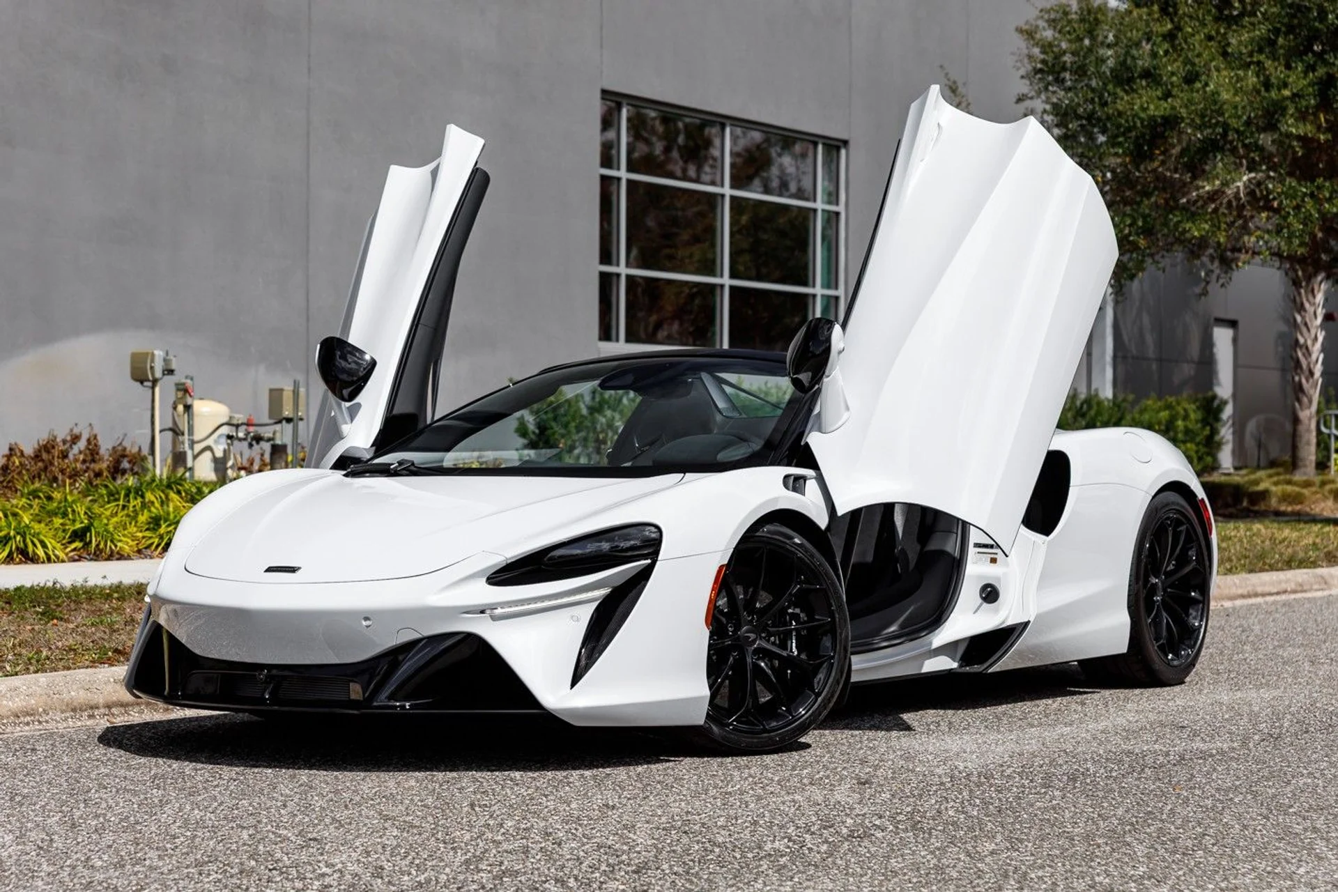 mph033_4265007862_658_p34_l_42c48fb0d9