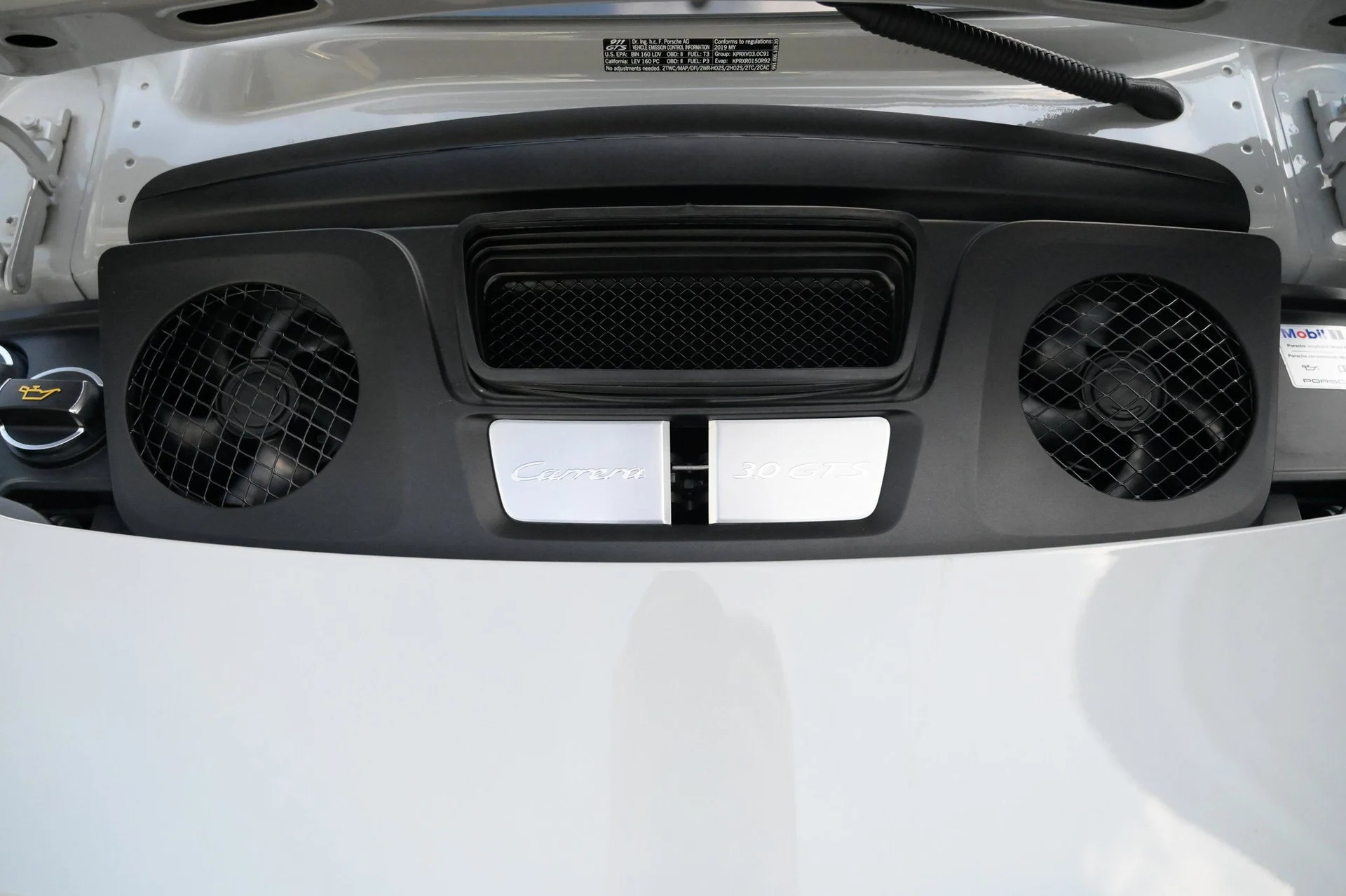 mph033_4282074278_4afd27967ff440ec8003feb2a99c080b_a105606853