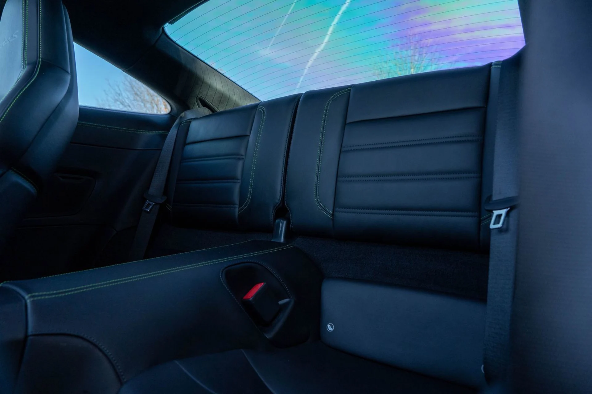 mph033_4282671846_eea2e632de4c215465be7206afffe84d_10c90c13ef