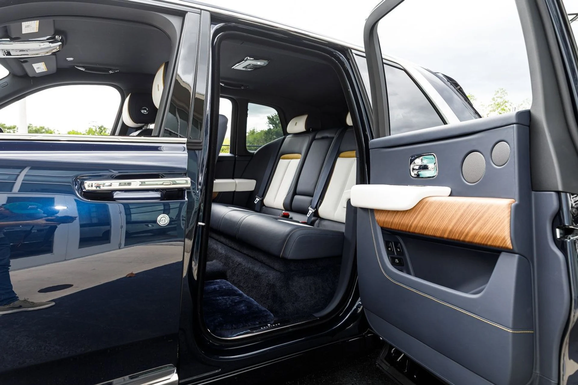 mph033_4284442706_6a661db171ee16127b8815e70cbe20ddx_e12caf7206