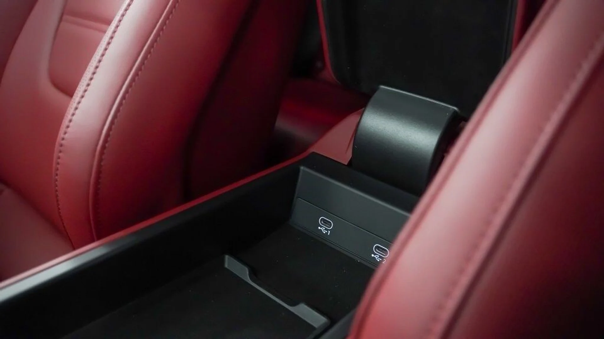 mph033_435079882_a300aed538cd40d022139d5e02ca7b3dx_7b1525eb49