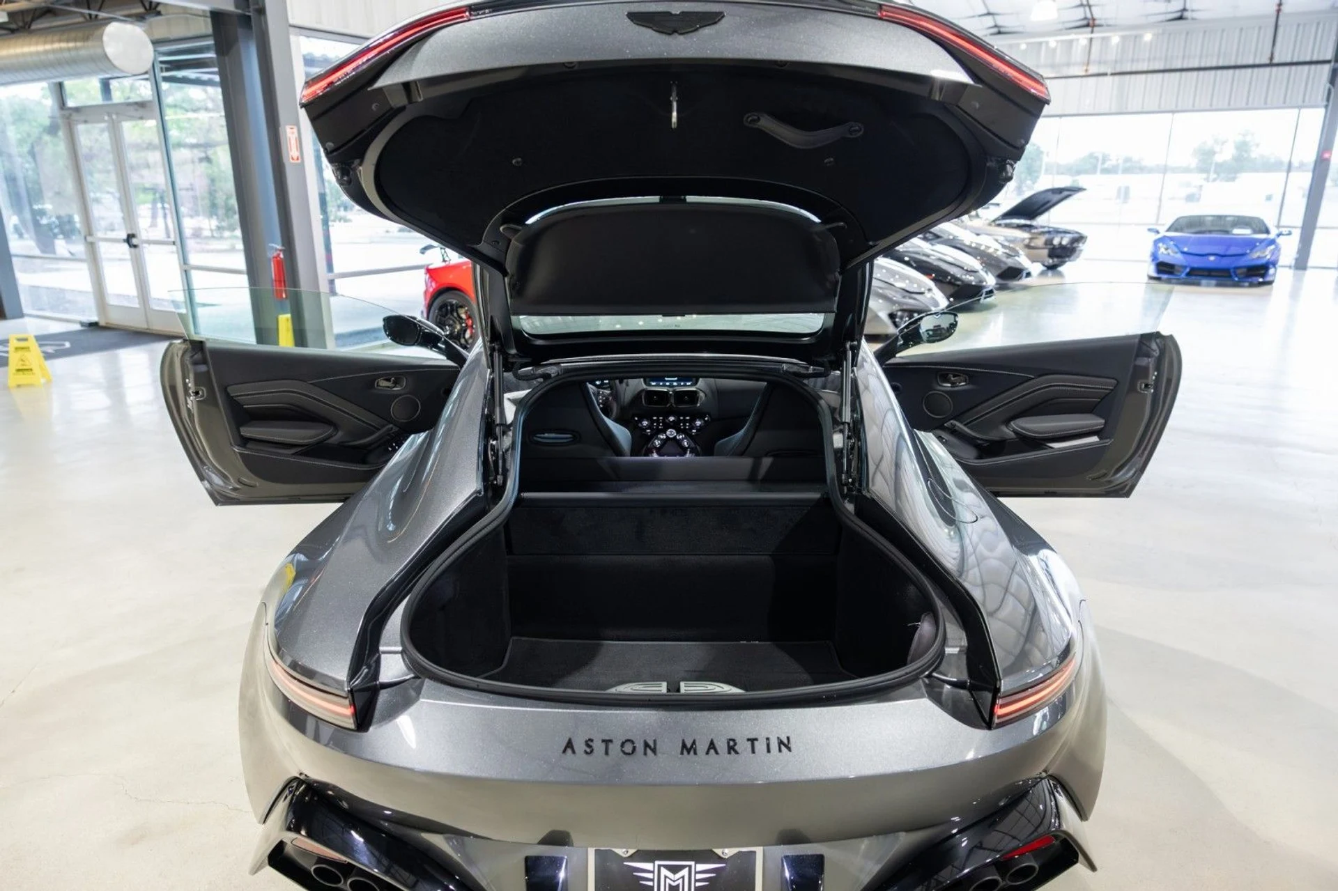 mph033_436499717_gg_218f632299