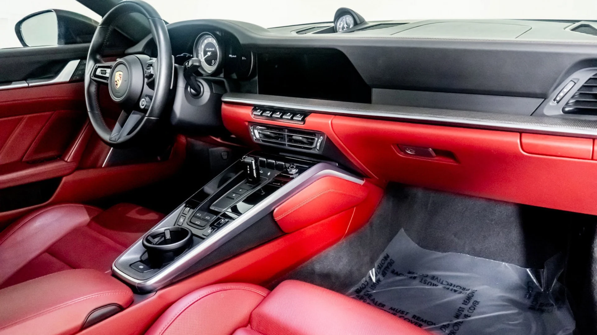 mph033_445485909_content_homenetiol_com_2001243_2130496_0x0_5f512942778848819f86cb127267988f_08dc3550ce