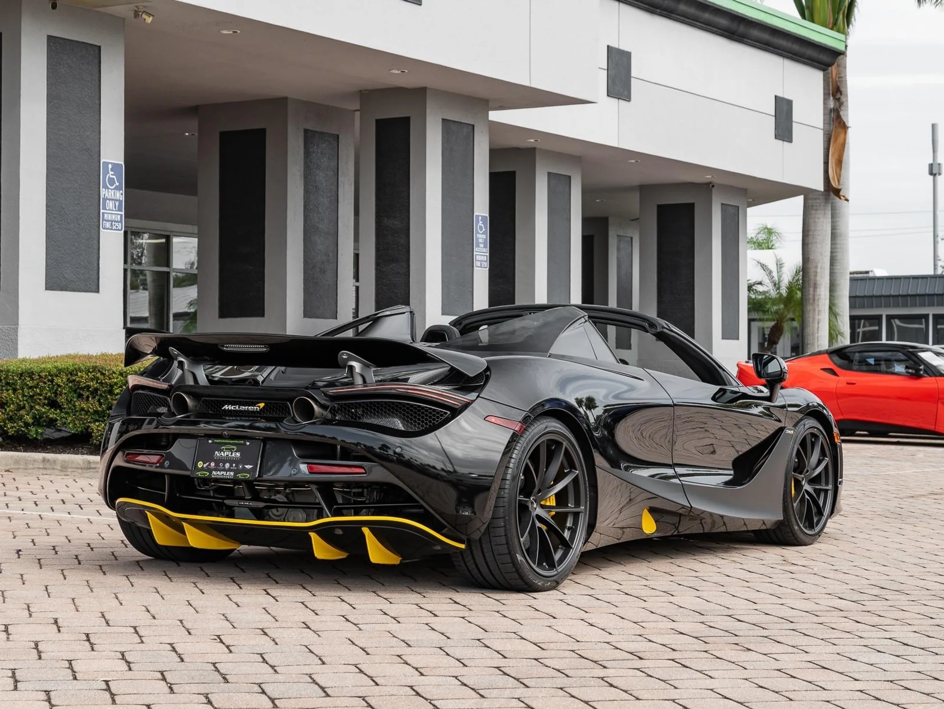 mph033_44669429_Used_2022_Mc_Laren_720_S_1759766845_33b1a47d37