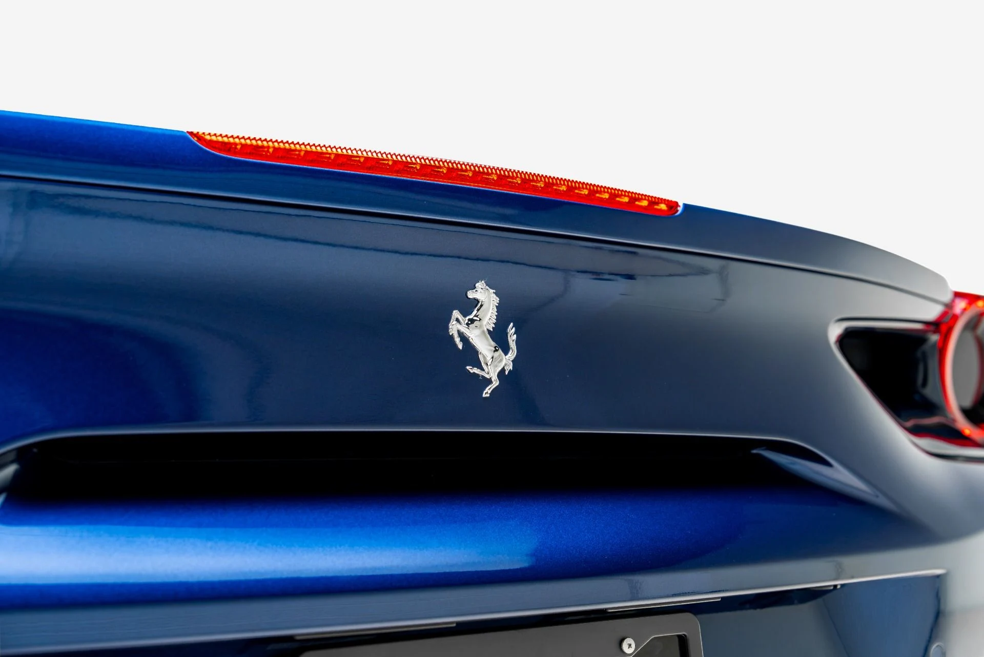mph033_45137774_Used_2017_Ferrari_488_GTB_1785538345_ac030671a0