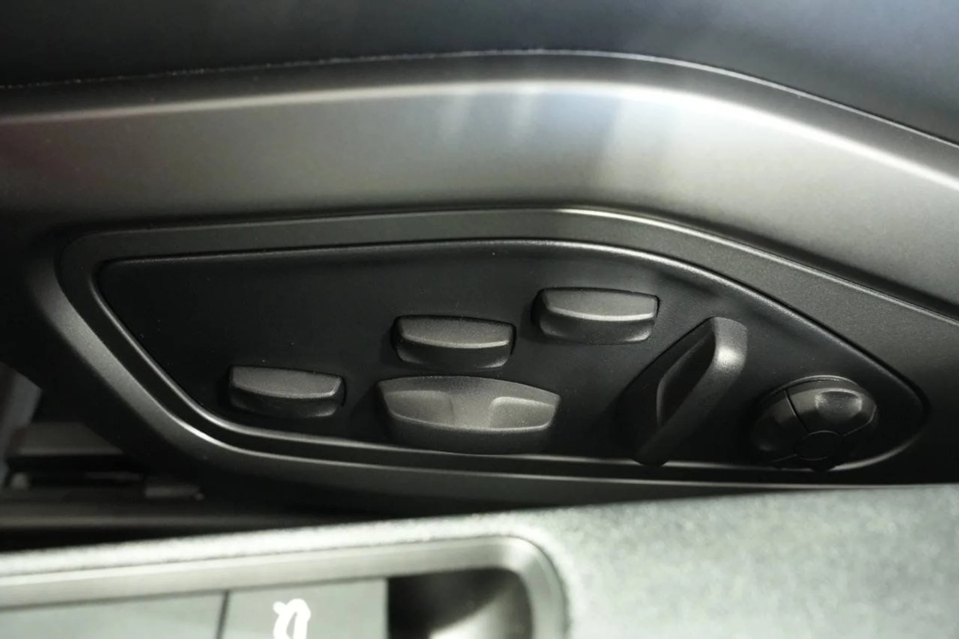 mph033_453931417_5b6c6b0cb1f3b9fca93f375c82b3f1f5_498ae28c75