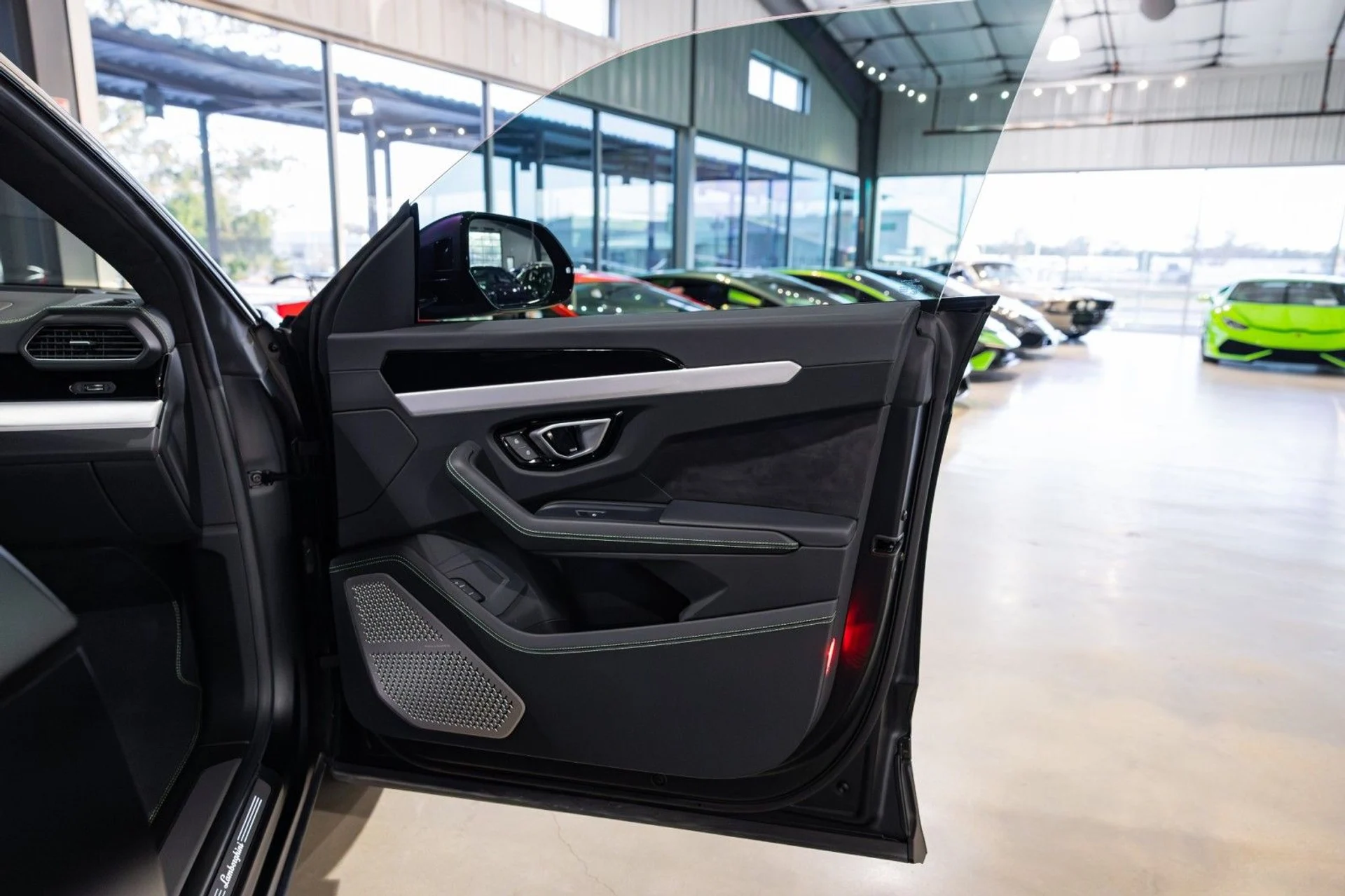 mph033_458757084_OQ_3f5721b8f6