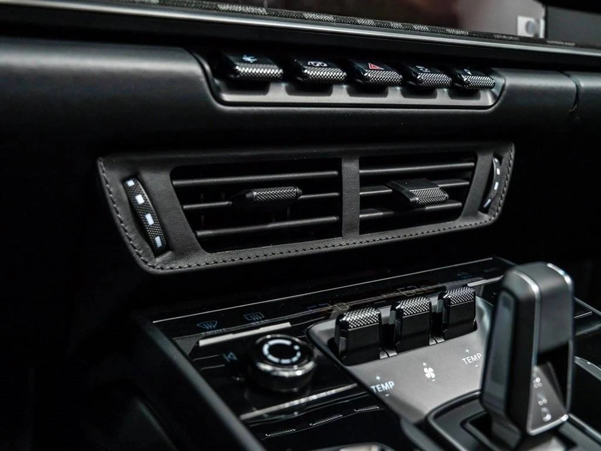 mph033_460711728_43399ede981b931c7e70fcfaf776b5ba_9ae04aa356