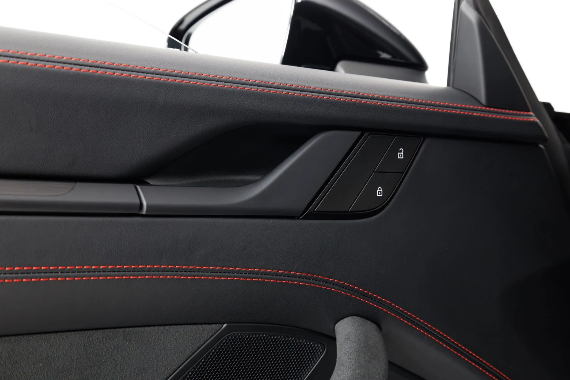 mph033_461292756_Used_2025_Porsche_911_GT_3_1777072064_5fea8dc88a