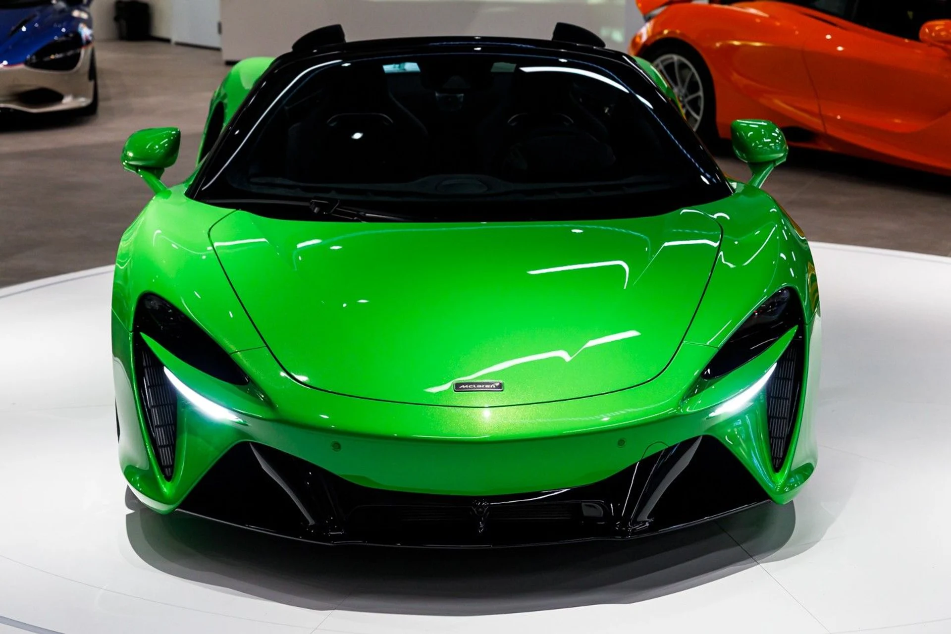 mph033_466736789_647_p34_l_92273ba738