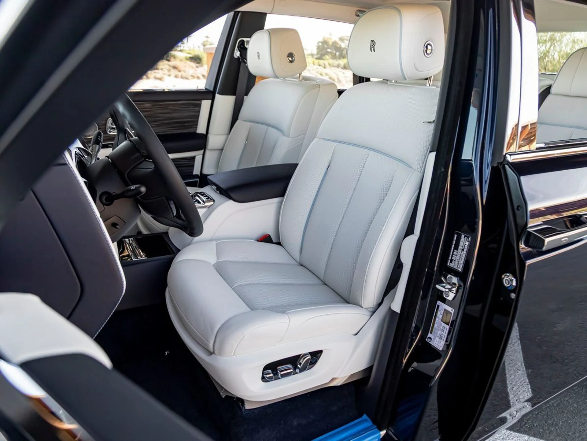 mph033_466914015_34_30f3ed341e