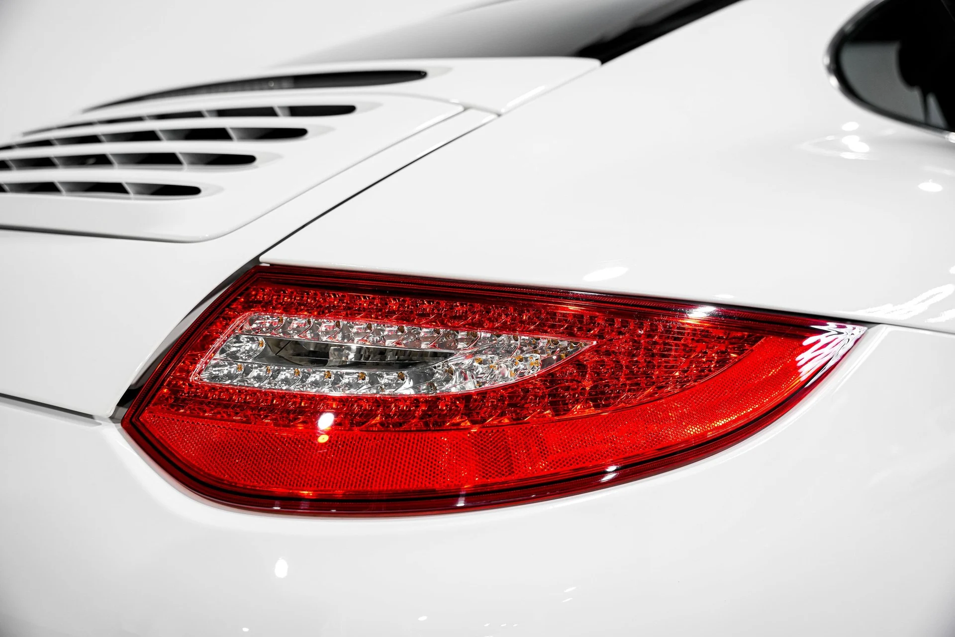 mph033_467960745_d72453a6fbd7418a7a8557c85a49ab0fx_9821607c48