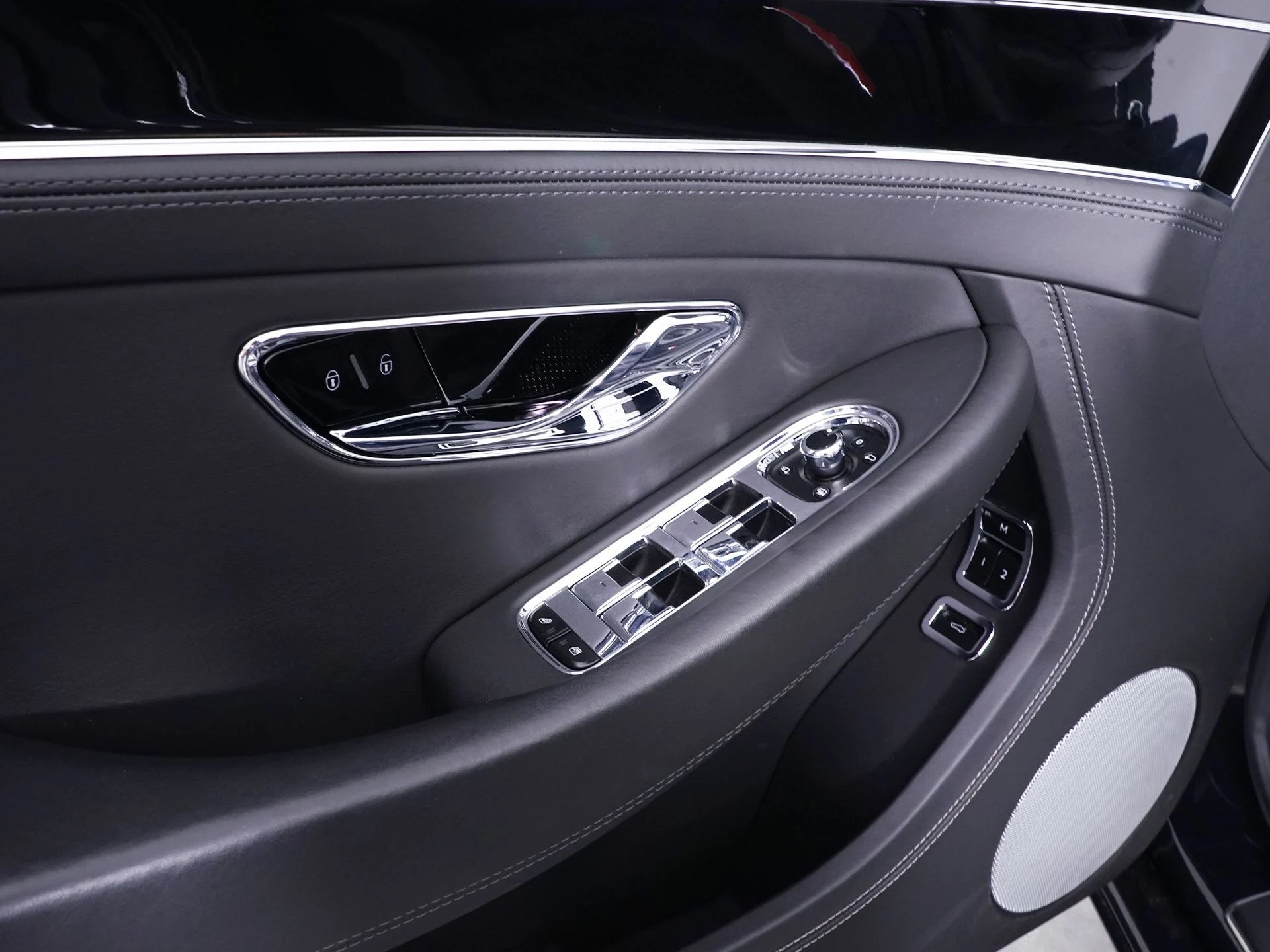 mph033_474256114_afab33f0579e2aa663643aee3a9a85b6x_365ab6927e