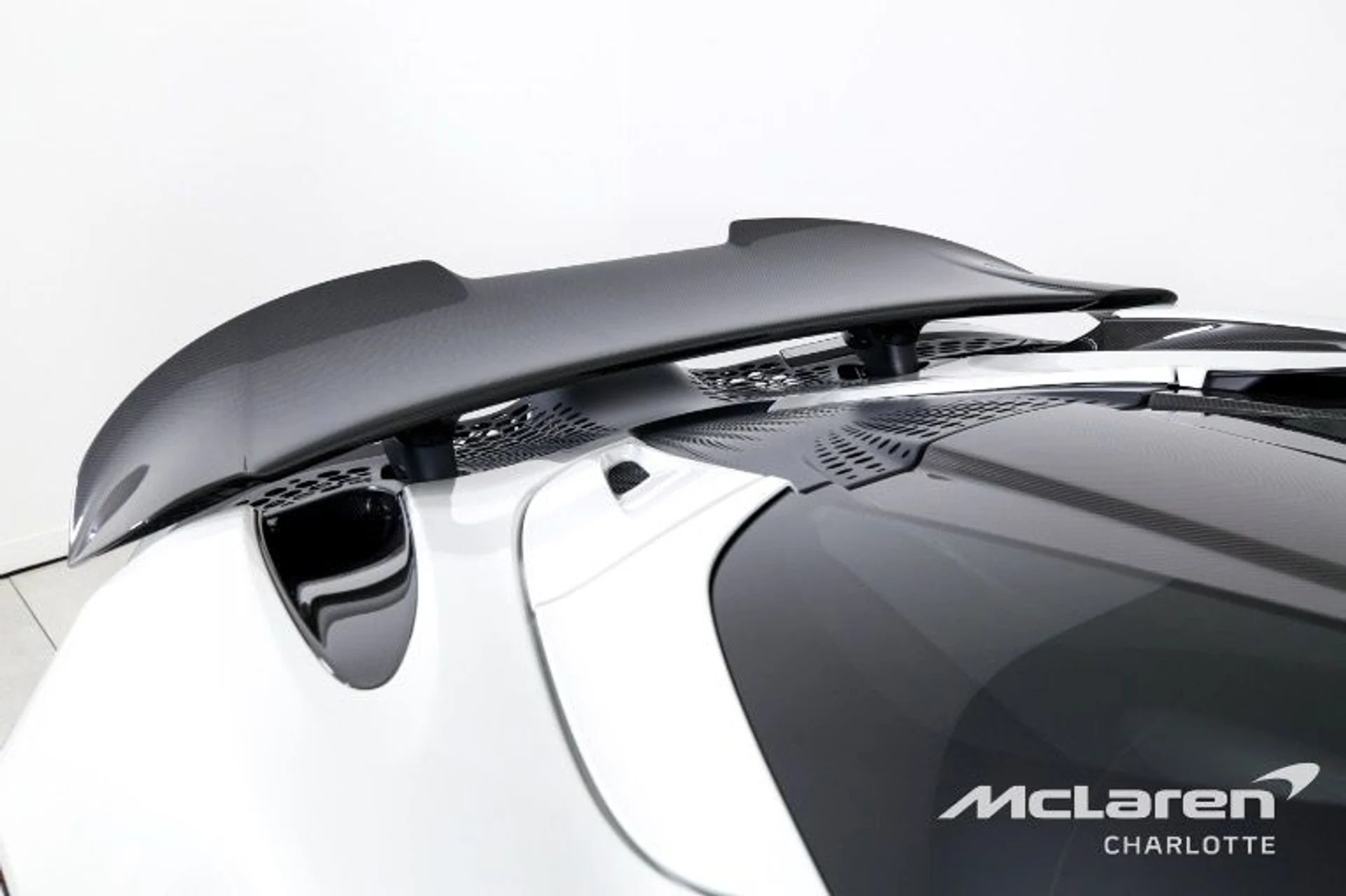 mph033_476145807_Used_2024_Mc_Laren_750_S_Spider_6fc822f9b7