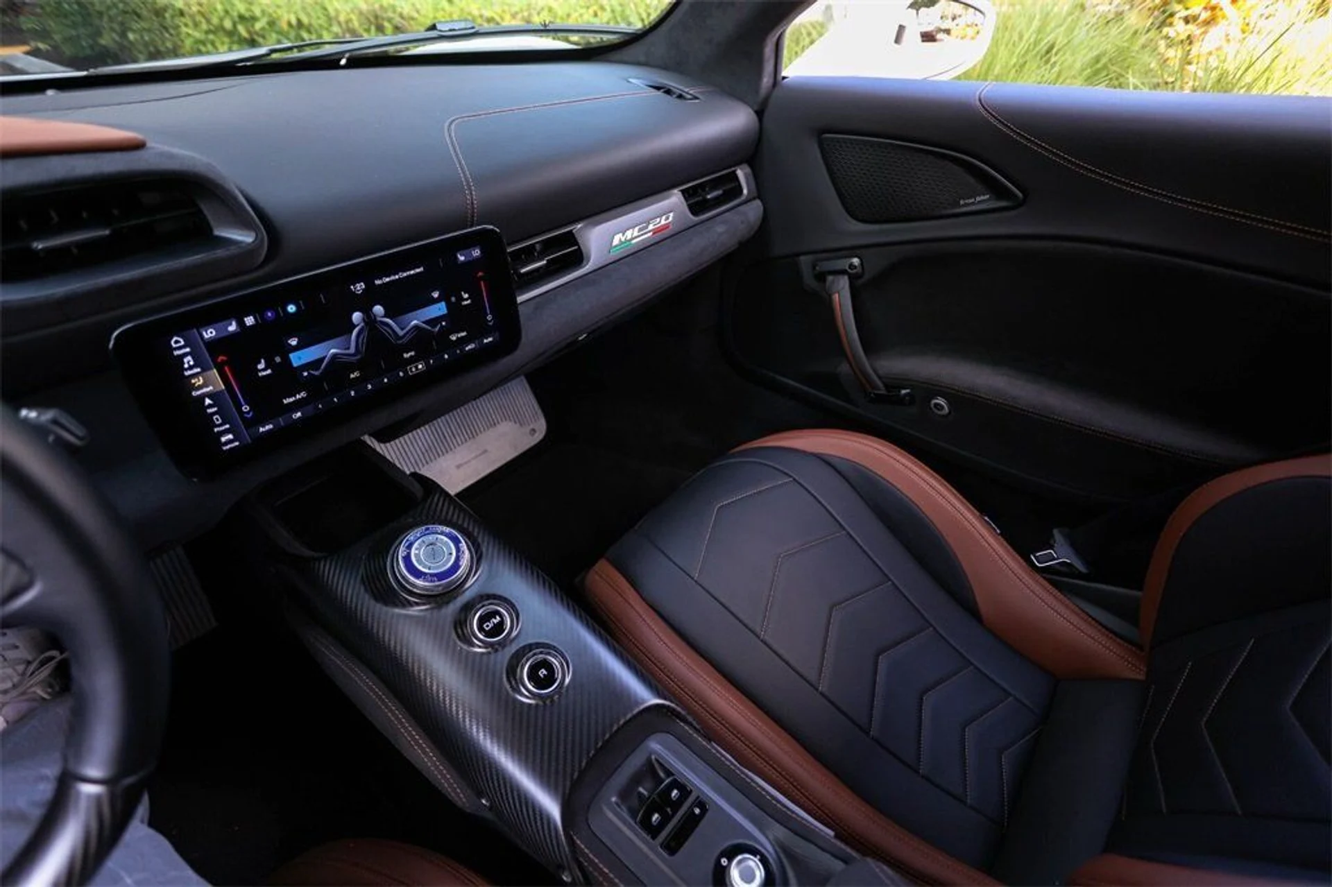 mph033_486469023_1d1bf5c60295b6a54ac2a2d83a96dff3_1a172fa1f1