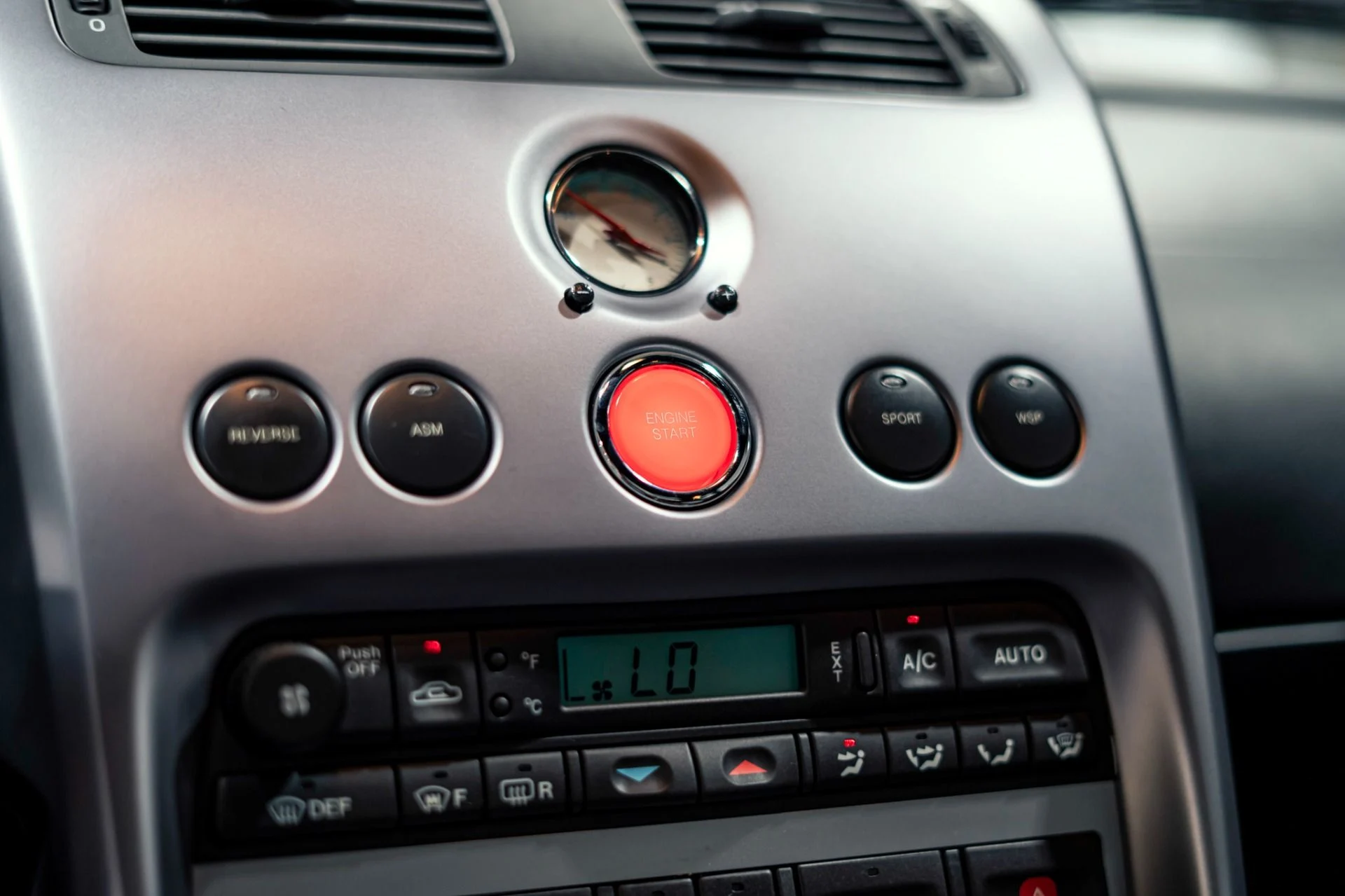 mph033_503687360_Used_2003_Aston_Martin_V12_Vanquish_1778694278_be087e0dfa