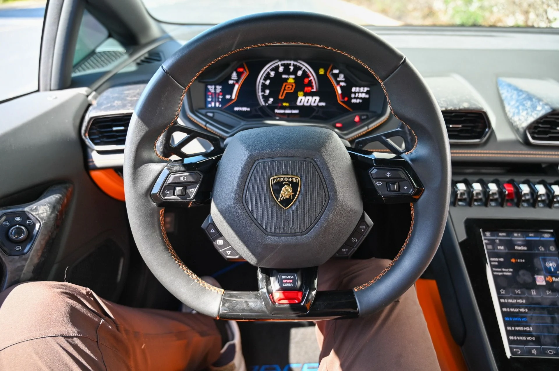 mph033_507470526_Used_2020_Lamborghini_Huracan_LP_610_2_EVO_1747842861_299847d684