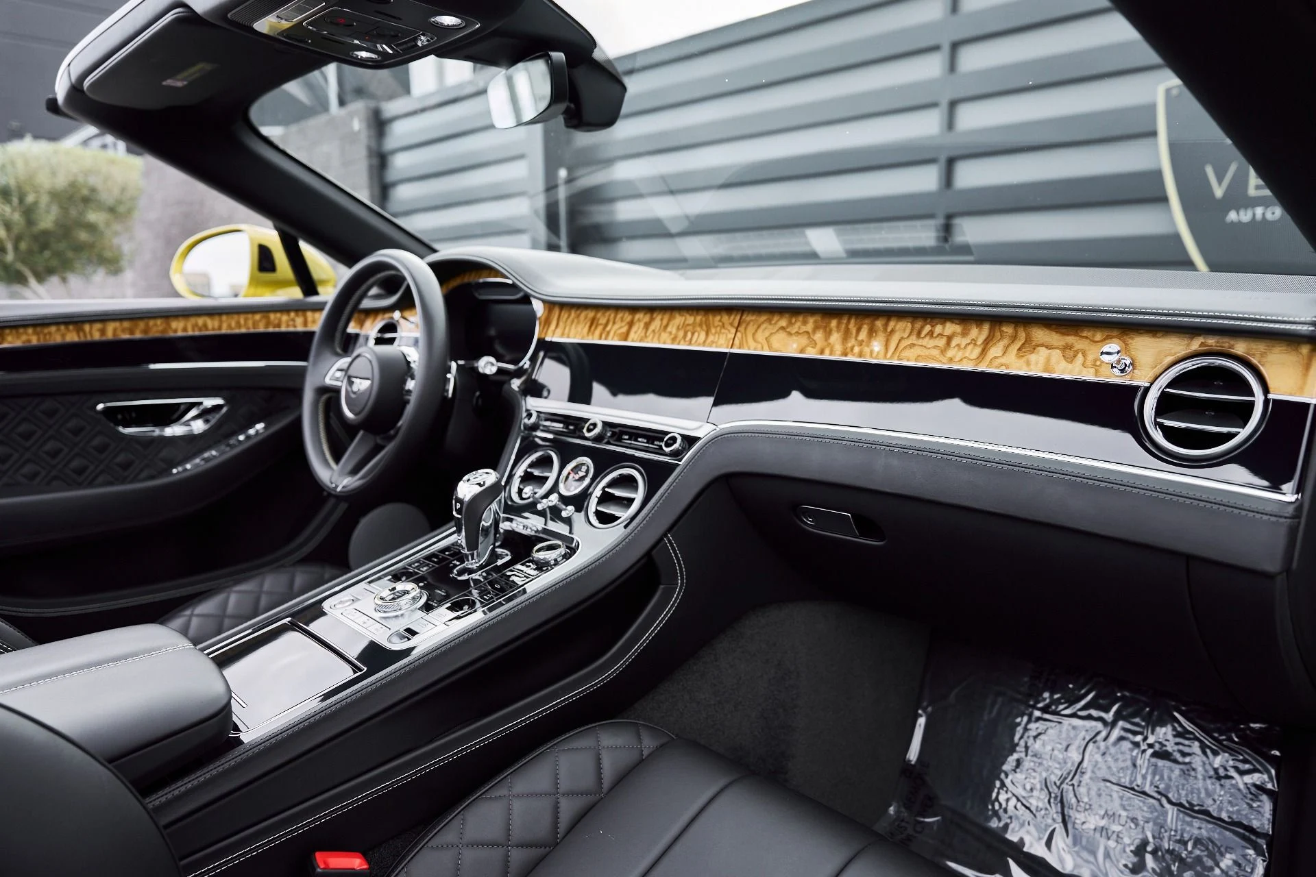 mph033_515533704_Used_2022_Bentley_Continental_GT_V8_1766800380_28f1d8498d