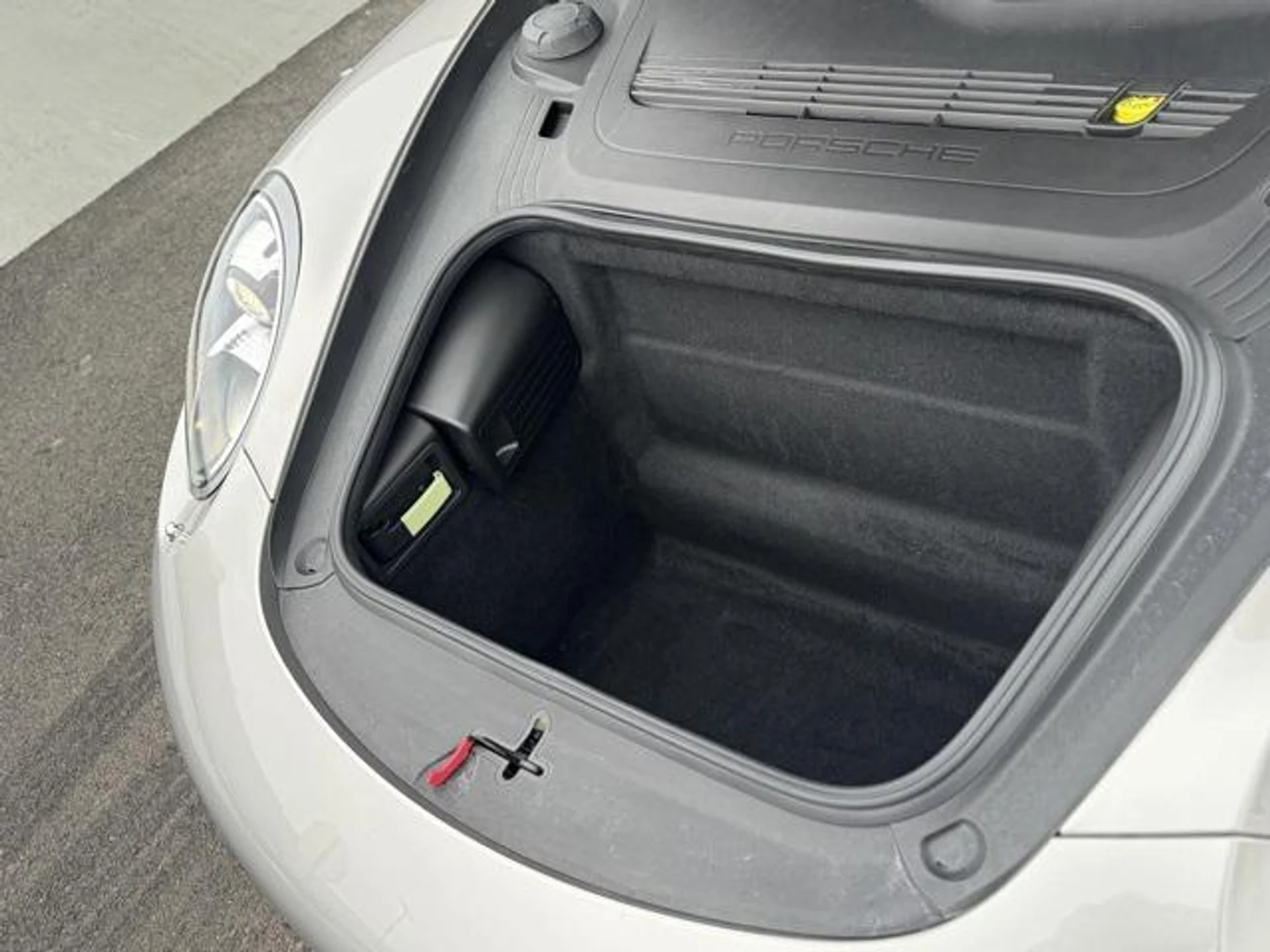 mph033_521115595_9i_J_j2bb_BB_Ue7g_Vq_Kuum22_S0_IRI_00a62e6fe7