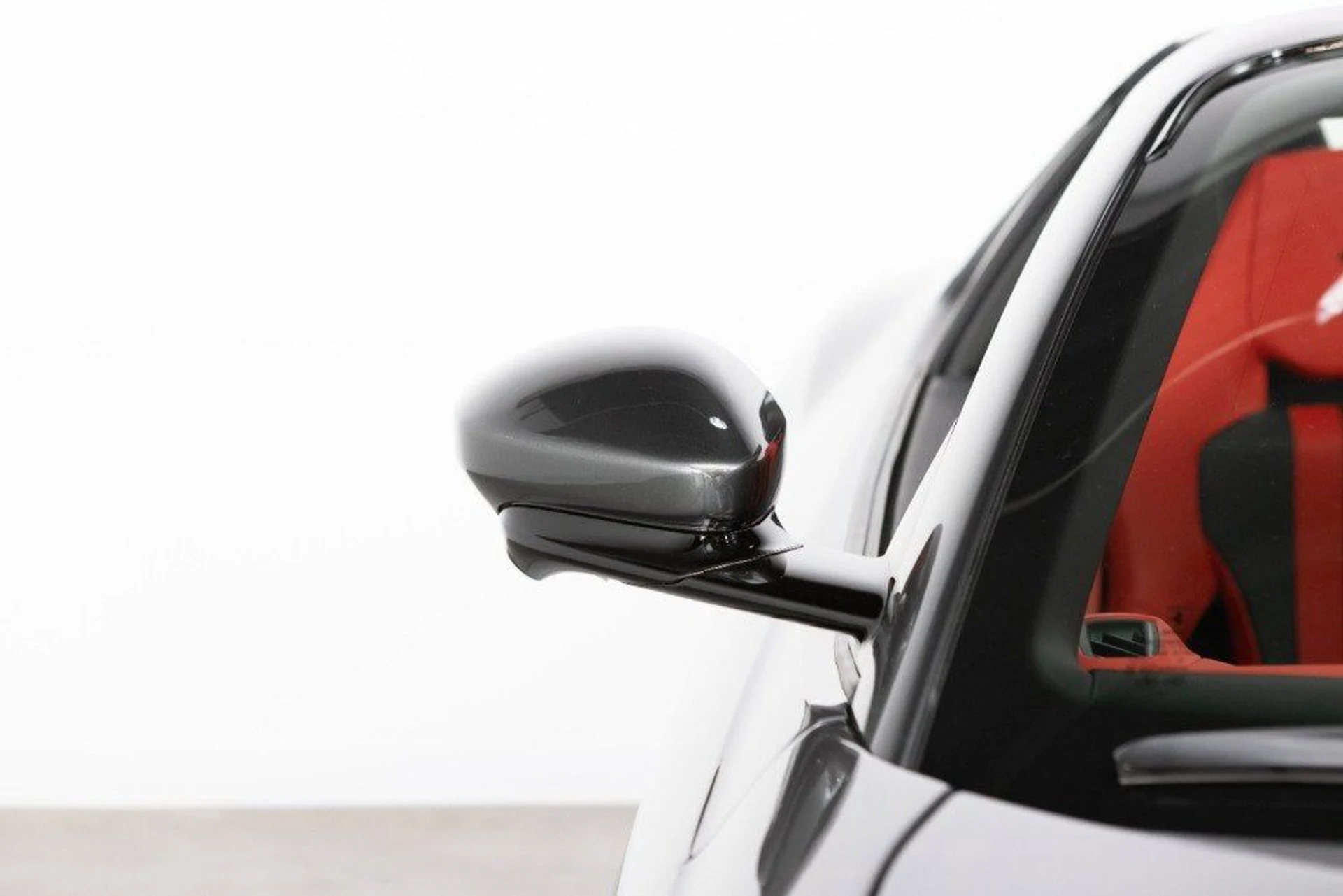 mph033_523029261_19d7e6fa57d84e7595eb4006f6c28f00_fae261c126