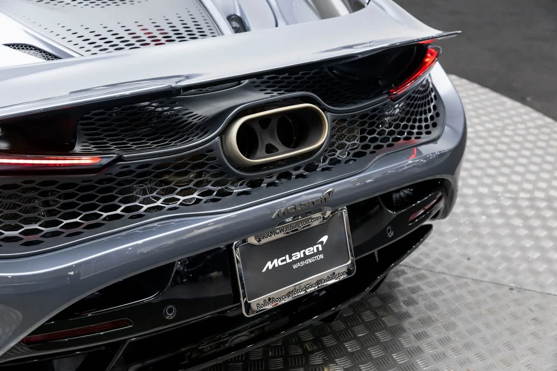 mph033_524804056_34_961b1da9cc