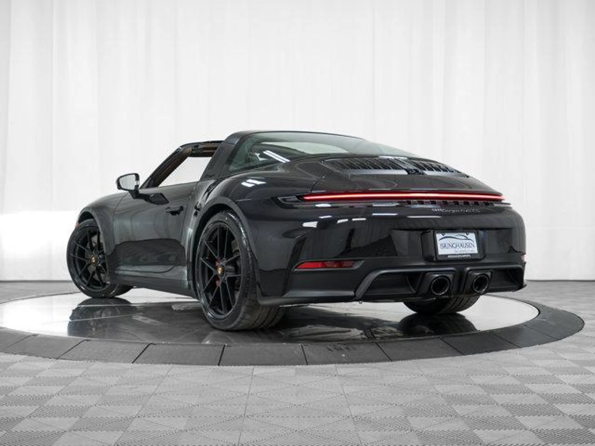 mph033_528973840_mlgu_VEVKT_Ly_R8wek_Rj_SO_Iaavn_Jg_3fb363b589