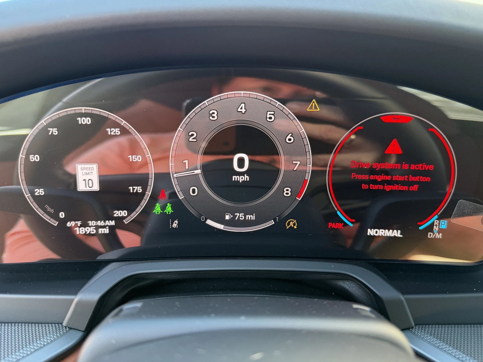 mph033_529324672_d9ceb23f5096d0cb36a5bb31ade7e77fx_ff01ac7853