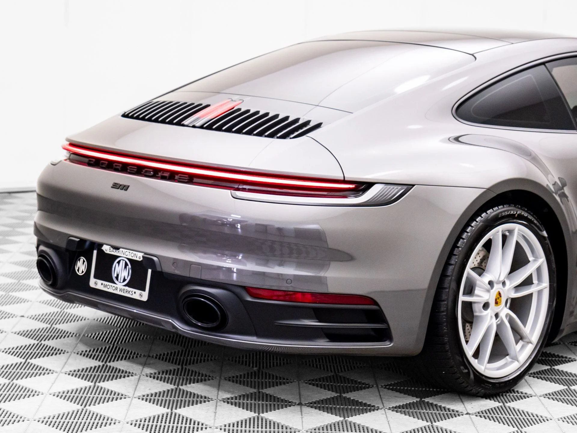 mph033_531439852_07b2407c9db62abc800af3d9f097c4c8x_41cbfe6487