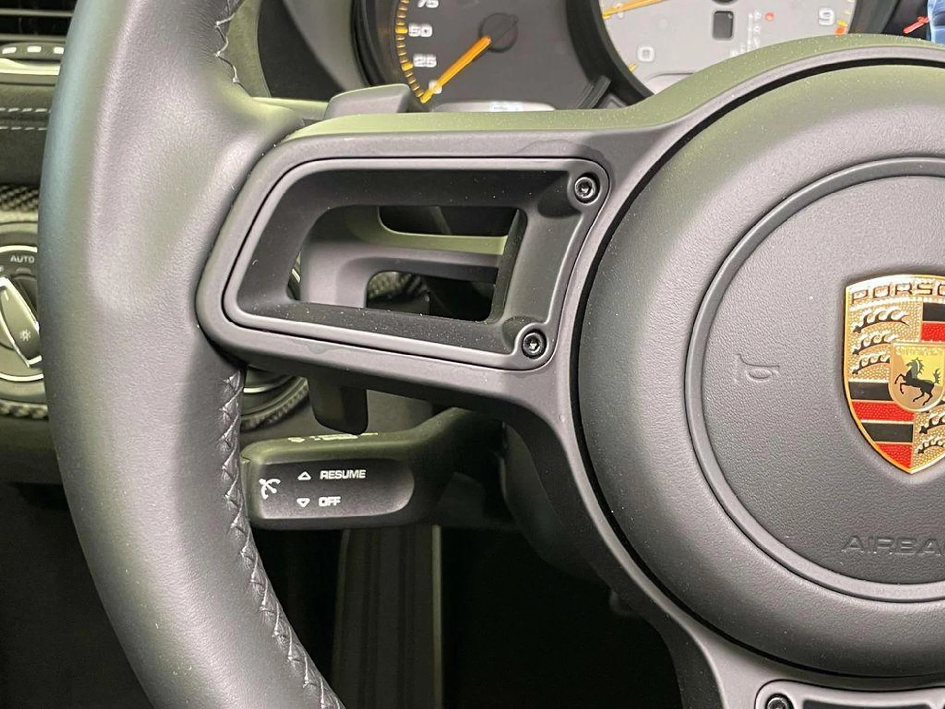 mph033_534515803_T_Tx_M_Wtn_H4x0dm_Pz_ZCW_6_Vlcsp_Qs4_9737ccf440