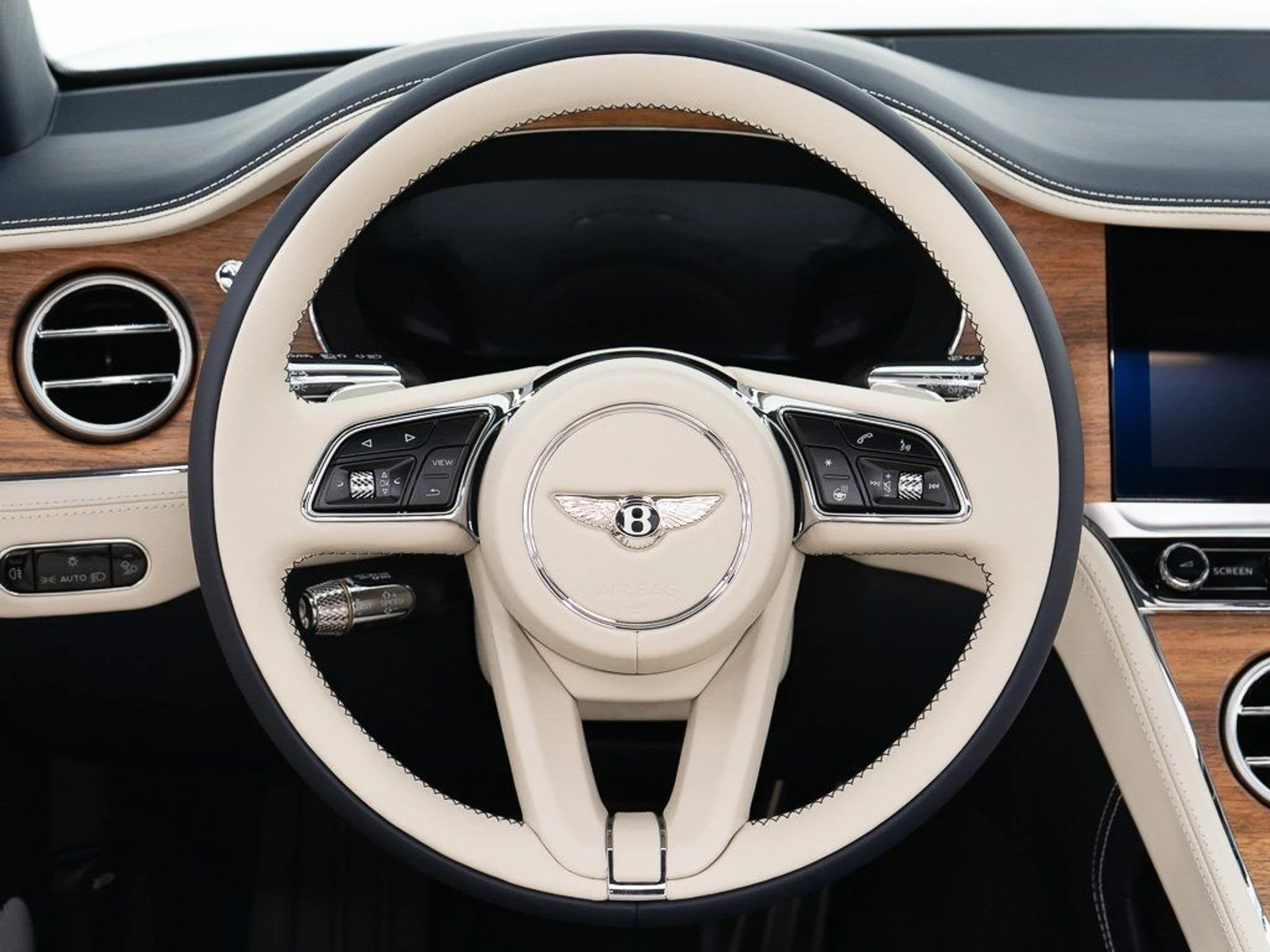 mph033_550101964_0dabb9a64941b6eb7c84704533deccc2_29c959e142