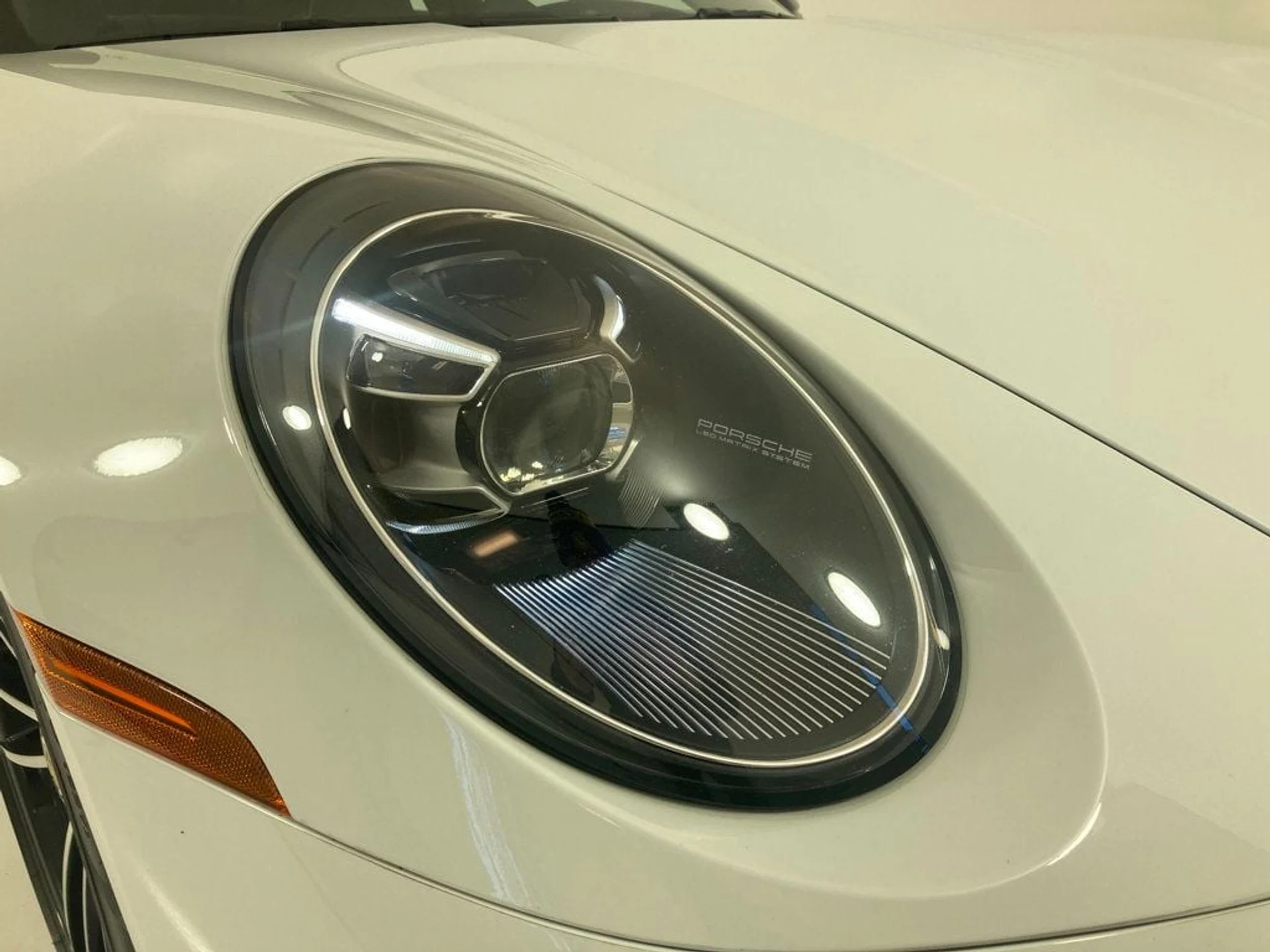 mph033_552026645_5130663765ad8fdfdf6dc0bd6365efc6_13de595798