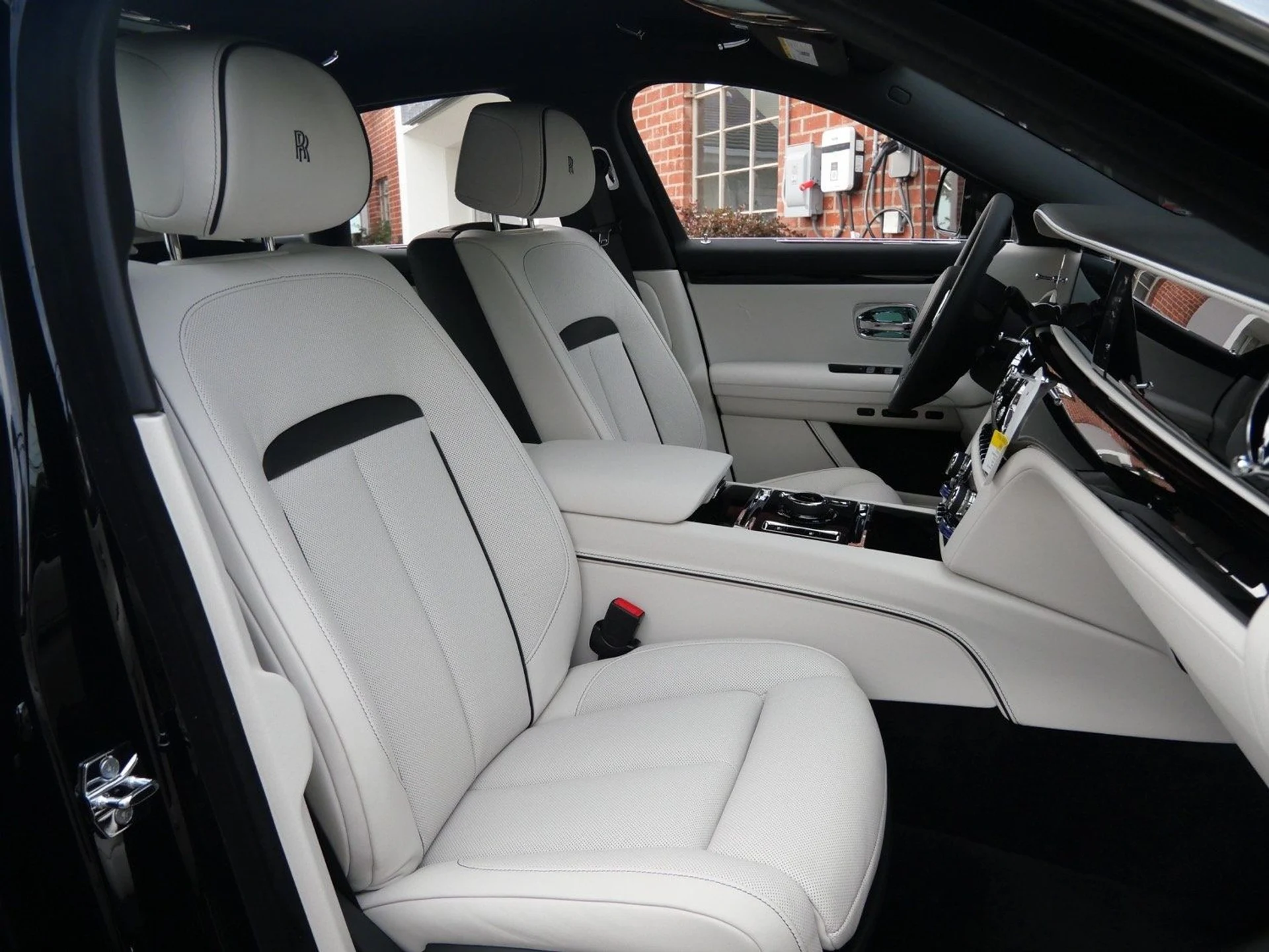 mph033_556819088_8eeefeaec64379949b2391a15c391e68x_6a848e9c04