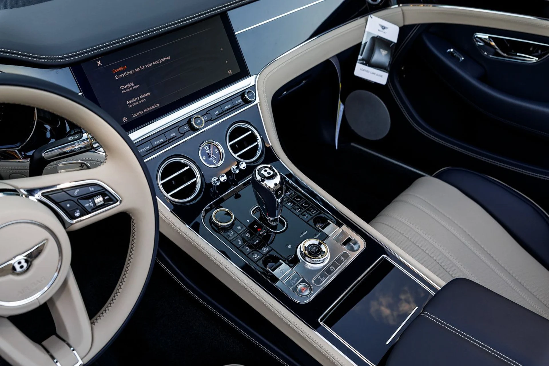 mph033_566160774_7b6057da50b1295eb911062ab5a787cfx_e847803e53