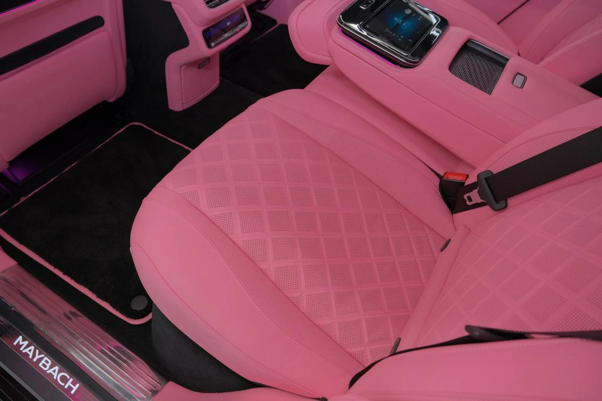 mph033_567871553_fffb77117e405a8da5392600731150bc_6181157bff